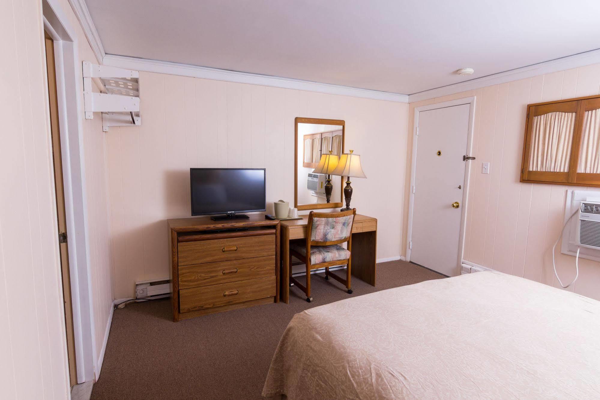 Lake Harmony Inn エクステリア 写真